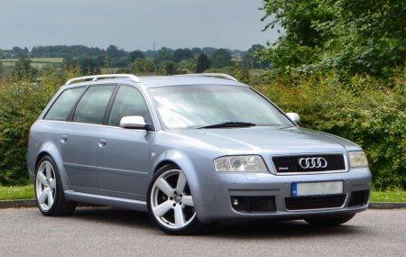 AUDI RS6 4.2 quattro 5dr