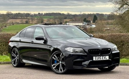 BMW M5 4.4 V8 DCT Euro 6 (s/s) 4dr